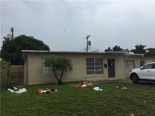 780 11th Pl, Hialeah, FL 33010-3648