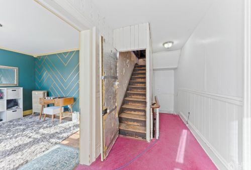 86 Freeman St, Woodbridge NJ  07095-3435 exterior