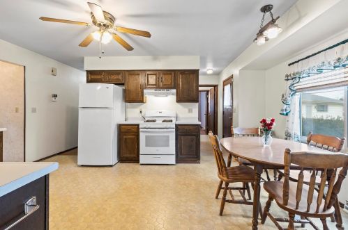 9055 Helena Ct, Milwaukee, WI 53224-4756