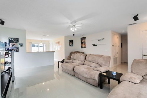 2754 Trommel Way, Sanford FL  32771-5808 exterior