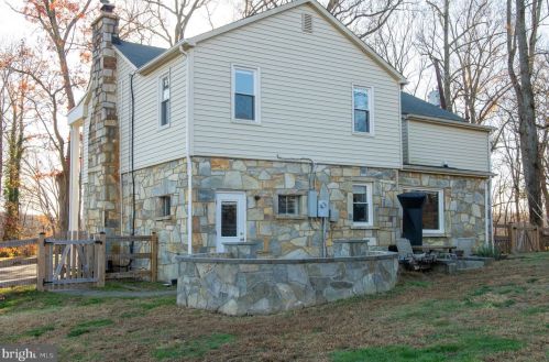 19201 Cardinal Heights Rd, Triangle VA  22172-2406 exterior