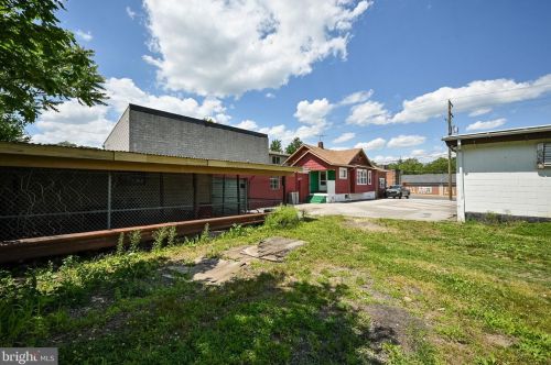 3110 Lancaster Ave, Wilmington DE  19805-1491 exterior