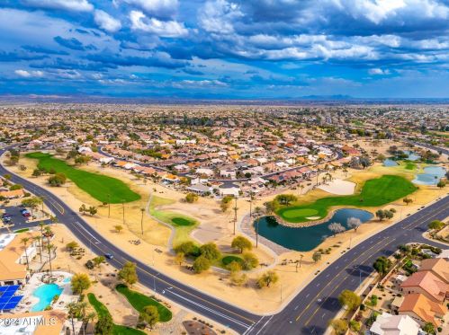 22033 Golf Club Dr, Sun City AZ 85375-2078 exterior