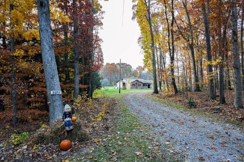 3371 Spruce Grove Rd, Clymer, PA 15728-8538