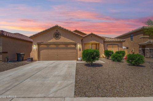 1809 Greenway Ln, Casa Grande, AZ 85122-5158