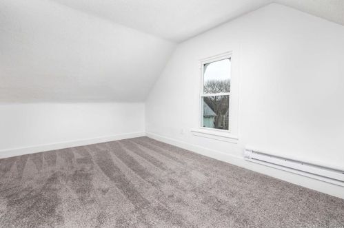 72 Division St, Norwich CT  06360-4628 exterior