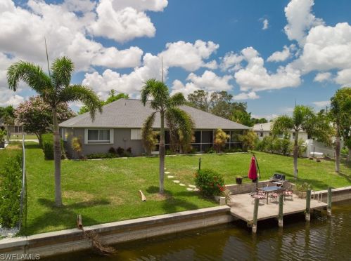 209 20th Ct, Cape Coral, FL 33909-2776