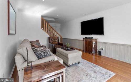 1628 Devon Ct, Yardley PA 19067-5741 exterior