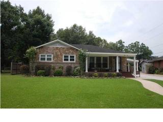 315 Thornhill Cir, Mobile, AL 36606-2352