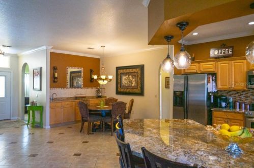 1006 Connecticut Rd, Tarpon Springs FL 34689-2830 exterior