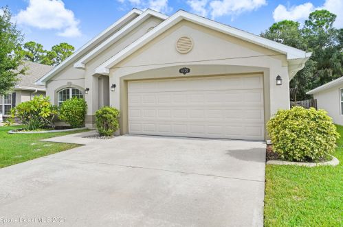 4120 Aria Dr, Melbourne, FL 32904-1201