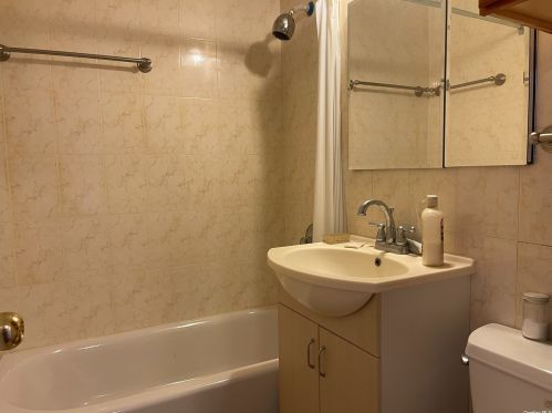 50 Bayard St, New York NY 10013-4903 exterior