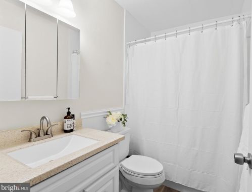 3 Ingrid Ct, Wilmington DE  19808-4062 exterior