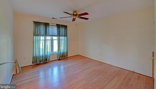 102 Falmouth Way, Dover DE  19904-5390 exterior