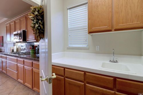 104 Riviera Dr, Rio Vista CA  94571-2243 exterior