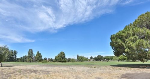 1596 Thornleaf Way, San Jose CA  95131-2968 exterior