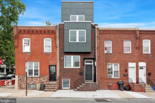 447 42nd St, Philadelphia, PA 19104-2216
