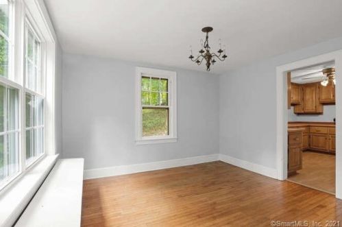 307 Berkshire Rd, Sandy Hook CT  06482-1511 exterior