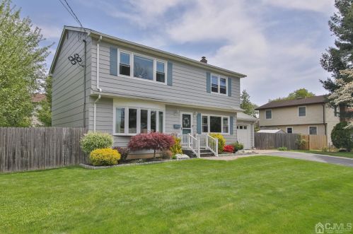 116 Willow St, East Brunswick NJ  08816-3134 exterior