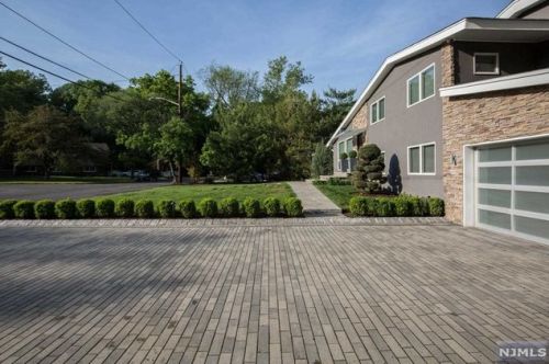 435 Lynn St, Harrington Park, NJ 07640-1131