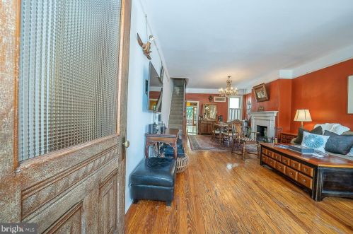 2309 Fairmount Ave, Philadelphia, PA 19130-2515