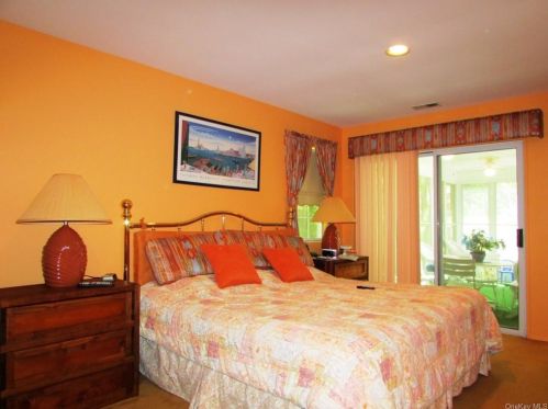 48 Hidden Ridge Dr, Monticello NY  12701-3080 exterior