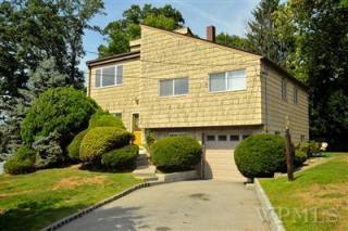 8 High Rd, Montrose, NY 10548-1306