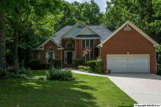 116 Southern Oaks Dr, Huntsville, AL 35811-8415