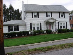 443 Wolcott St, Newton, MA 02466-1520