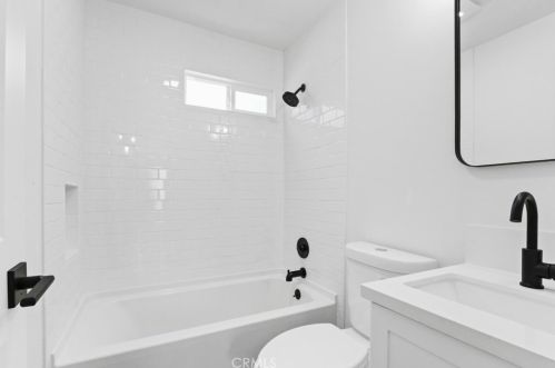 2519 Monroe St, Long Beach CA  90810-1361 exterior