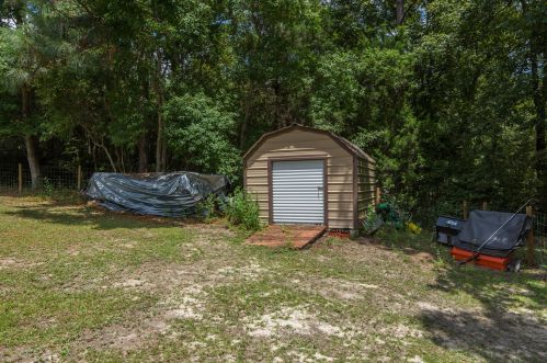200 Ten Lake Dr, Defuniak Springs FL  32433-4506 exterior