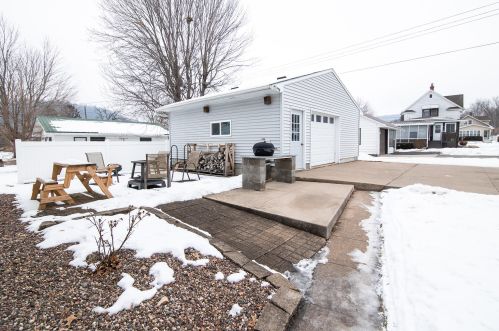 204 Babcock St, Coon Valley WI  54623-7710 exterior