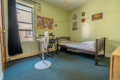 1847 Barnes Ave, Bronx NY  10462-3607 exterior