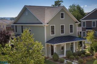 8020 End Dr, Crozet, VA 22932-3377