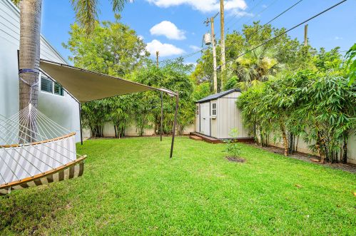 250 10th St, Delray Beach FL  33444-4048 exterior