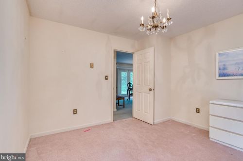 533 Morison St, Charles Town WV  25414-1144 exterior