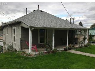 1123 C St, Rainier, OR 97048-2509