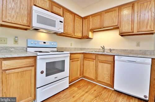 55 Mallard Ct, Charles Town WV  25414-5804 exterior