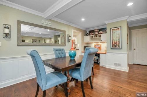 11 Cherokee Trl, Oakland NJ  07436-3011 exterior