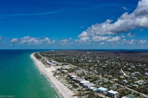 220 Palm Lk Dr, Sanibel FL 33957-5601 exterior