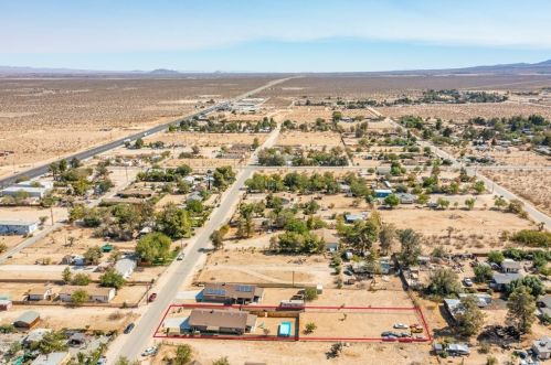 12342 Avenue, Pearblossom CA  93553 exterior