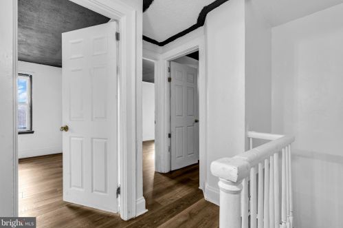 1003 Ironside Rd, Camden NJ  08104-2844 exterior