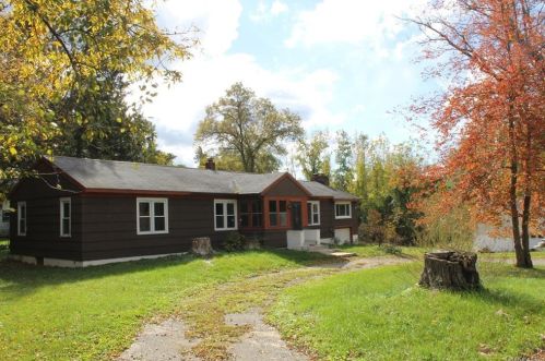 107 Maple Rd, Fishkill NY  12524-3002 exterior