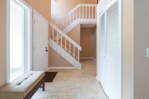 20 Del Prado Dr, Bristol CT  06010-2333 exterior