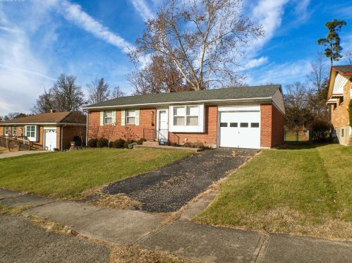 3700 Hermes Dr, Cincinnati, OH 45247-5022
