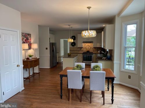 32 Windward Ct, Collegeville PA  19426-2869 exterior