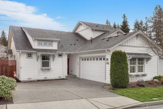 13816 231st Ln, Redmond WA  98053-5698 exterior