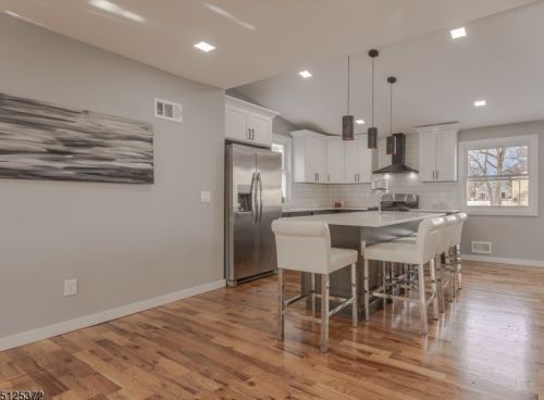 115 La Grande Ave, Fanwood NJ  07023-1556 exterior