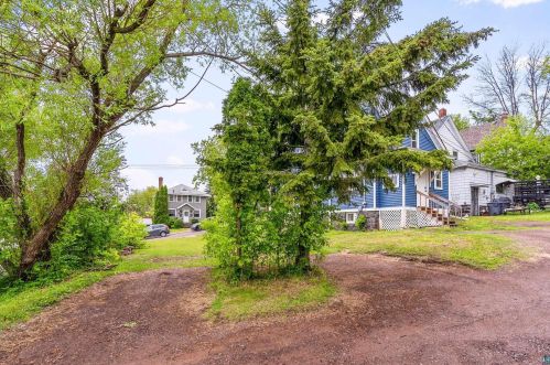426 22nd Ave, Duluth MN  55806-1634 exterior
