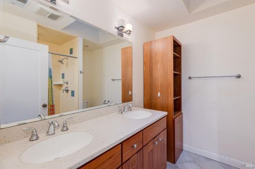 1570 Wright St, Santa Rosa CA  95404-2928 exterior